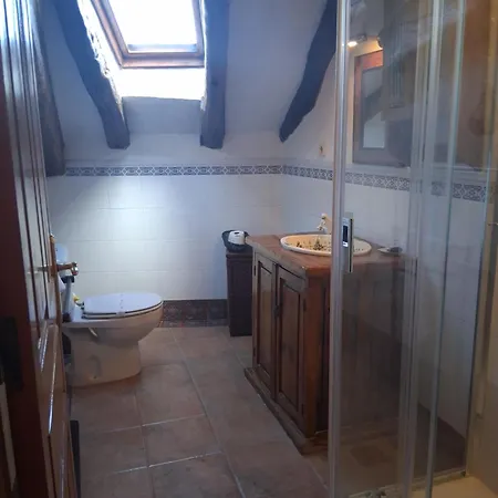 R2r - Atico Con Encanto - C08b01 Colindres